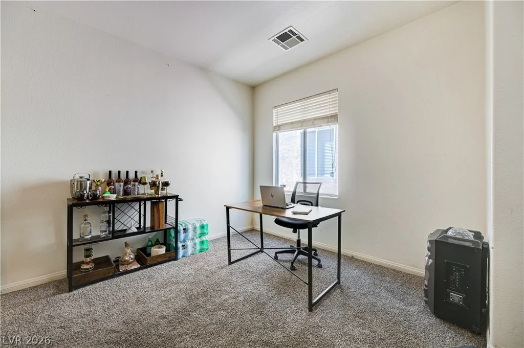 6105 Glenborough, Las Vegas, NV 89115