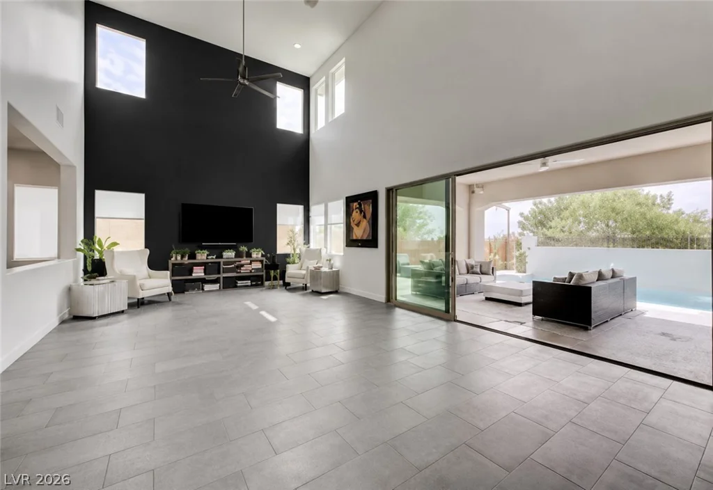 260 Tarragona Breeze, Las Vegas, NV 89138