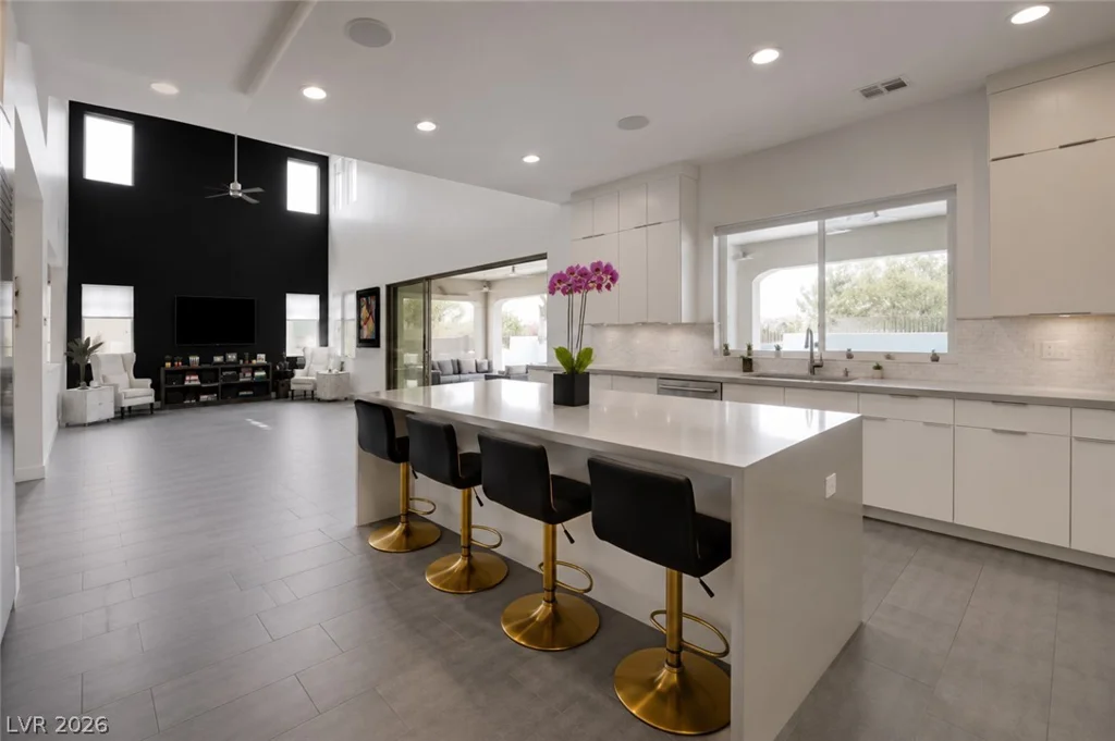 260 Tarragona Breeze, Las Vegas, NV 89138