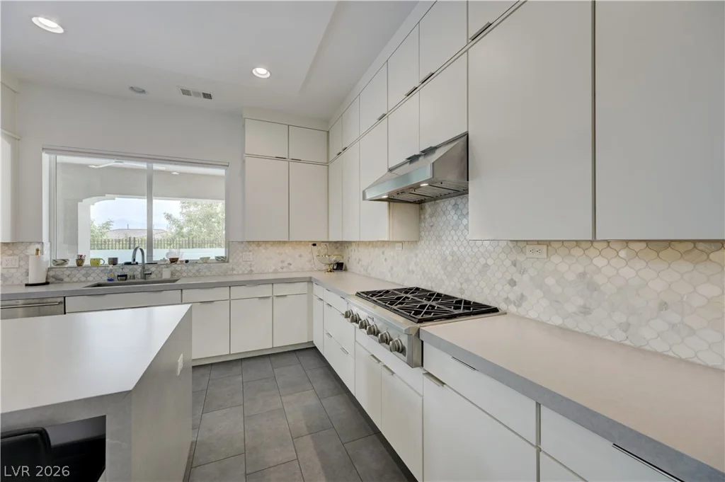 260 Tarragona Breeze, Las Vegas, NV 89138