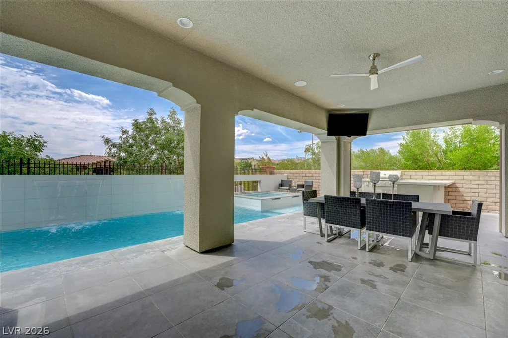 260 Tarragona Breeze, Las Vegas, NV 89138
