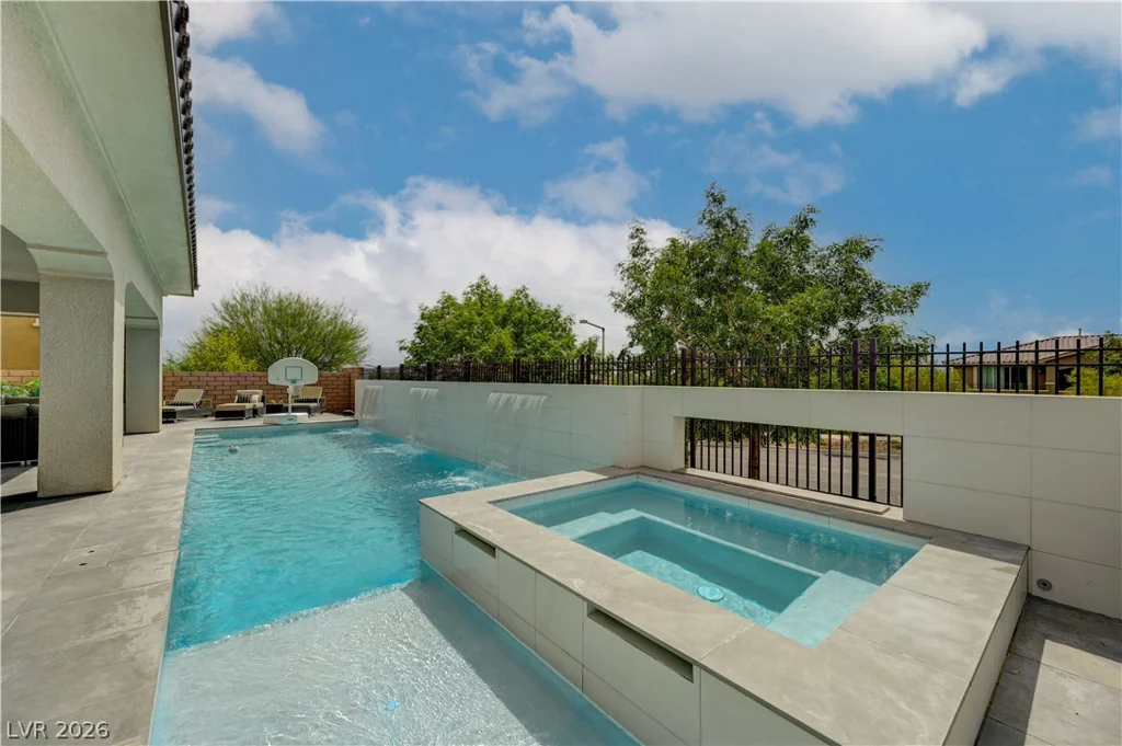 260 Tarragona Breeze, Las Vegas, NV 89138