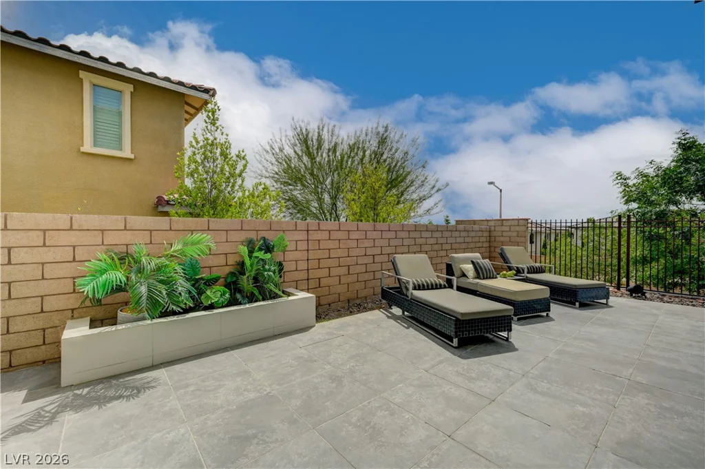 260 Tarragona Breeze, Las Vegas, NV 89138