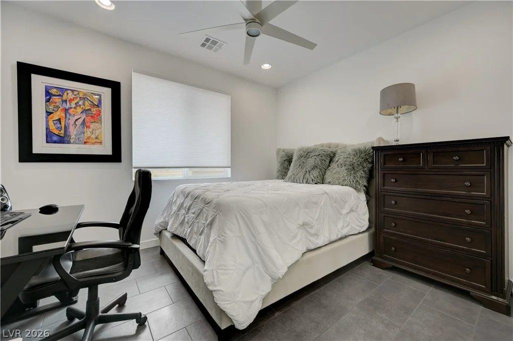 260 Tarragona Breeze, Las Vegas, NV 89138