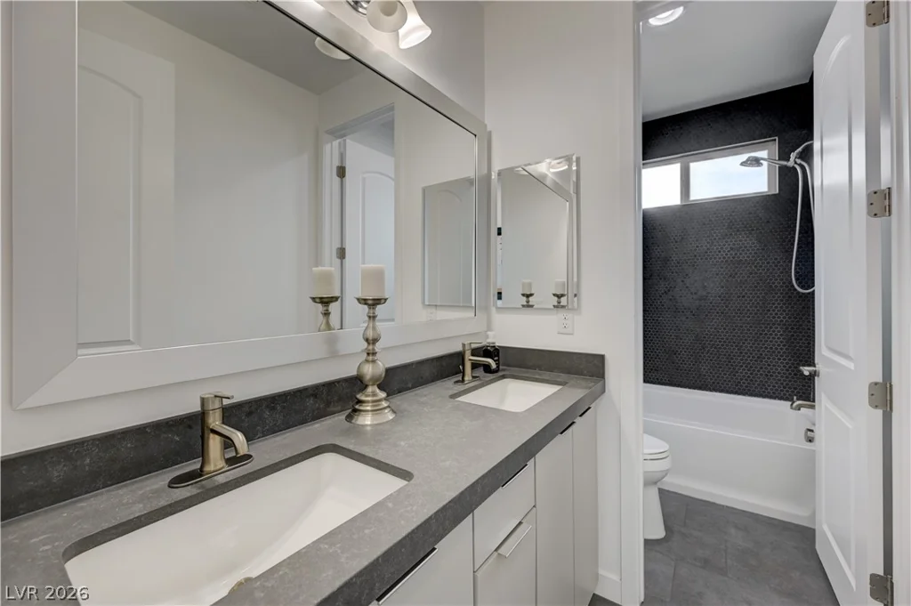 260 Tarragona Breeze, Las Vegas, NV 89138