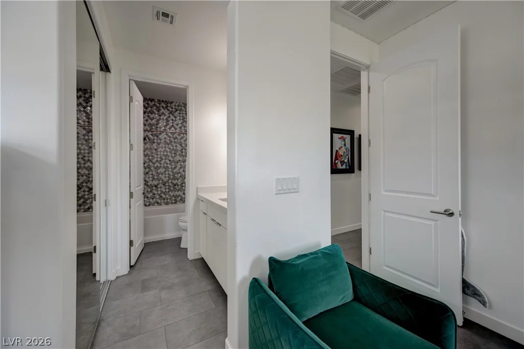 260 Tarragona Breeze, Las Vegas, NV 89138