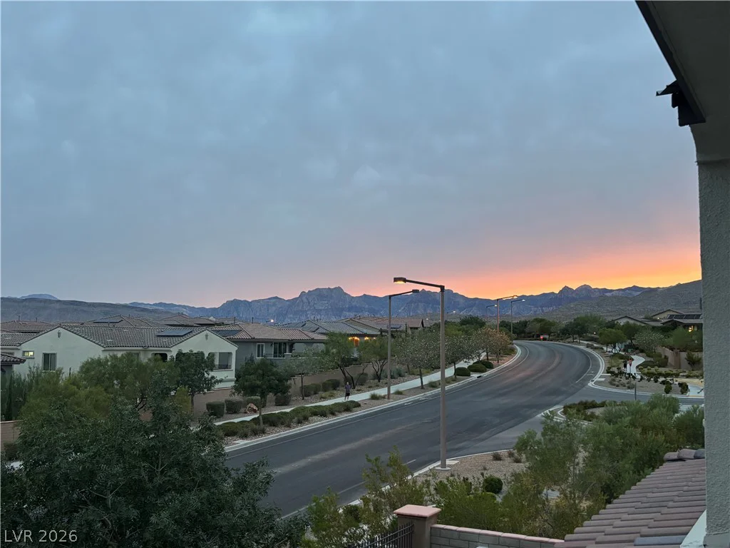260 Tarragona Breeze, Las Vegas, NV 89138