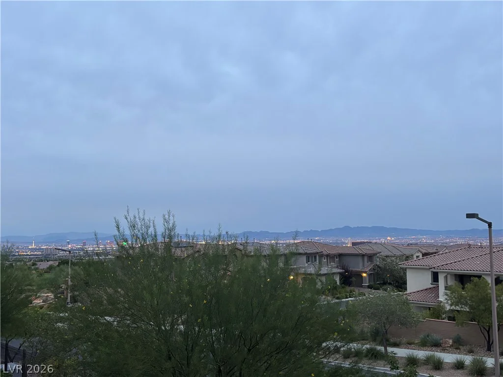 260 Tarragona Breeze, Las Vegas, NV 89138