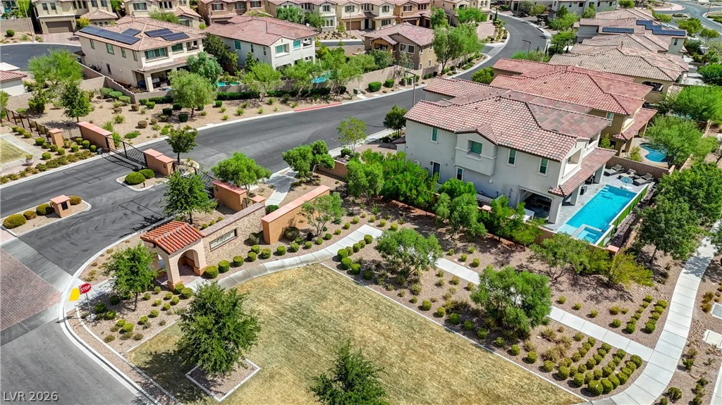 260 Tarragona Breeze, Las Vegas, NV 89138