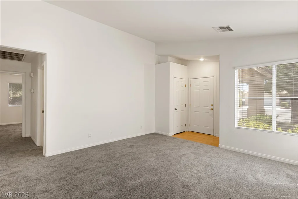 9363 Hennessy, Las Vegas, NV 89123