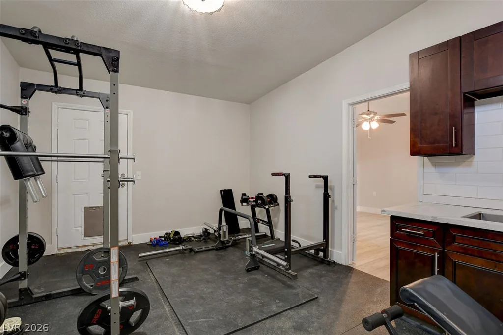 1077 Westminster, Las Vegas, NV 89119