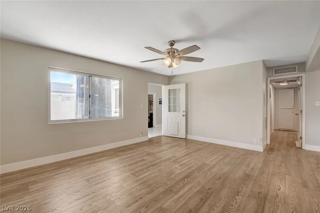 1077 Westminster, Las Vegas, NV 89119