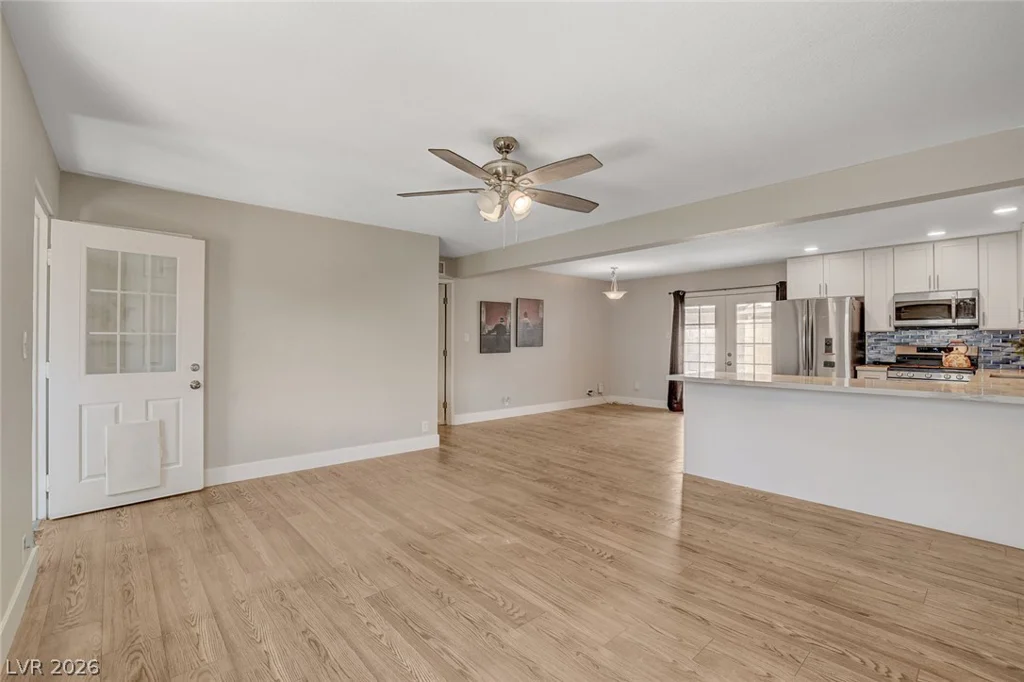 1077 Westminster, Las Vegas, NV 89119