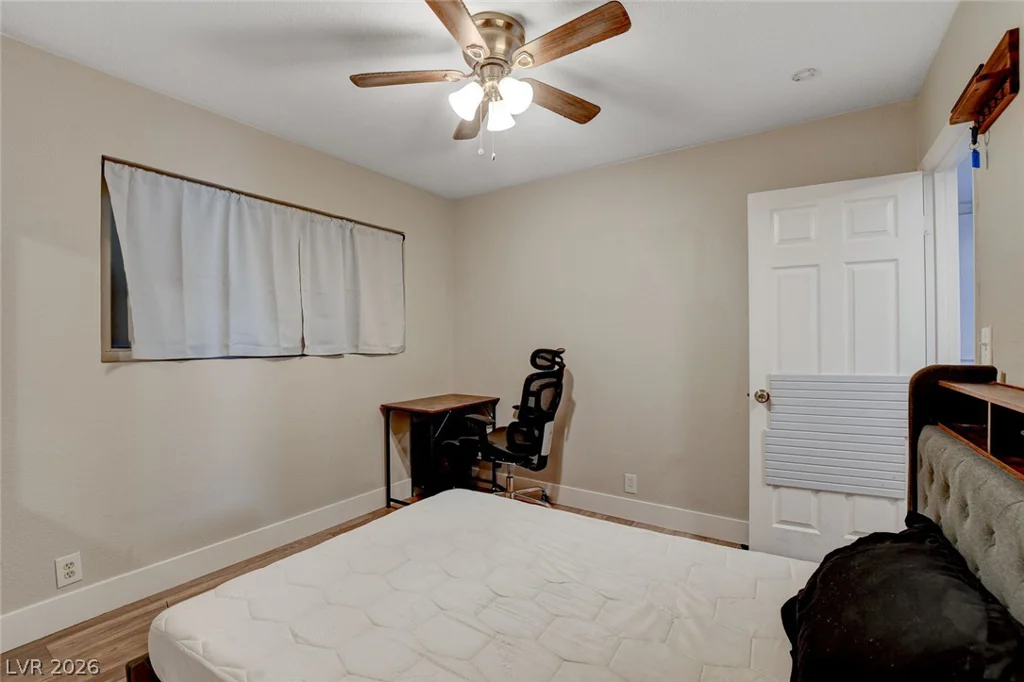 1077 Westminster, Las Vegas, NV 89119