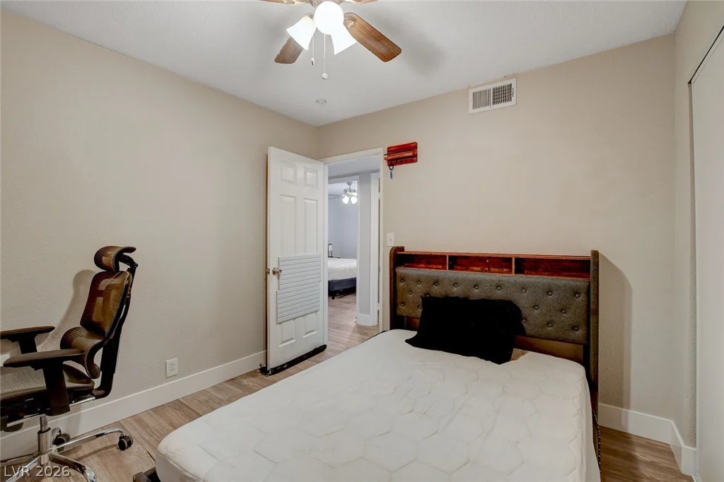 1077 Westminster, Las Vegas, NV 89119