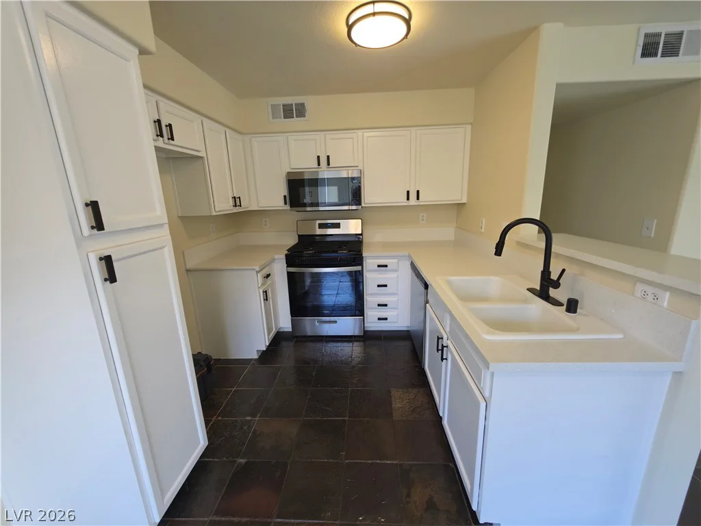 4955 Lindell, Las Vegas, NV 89118