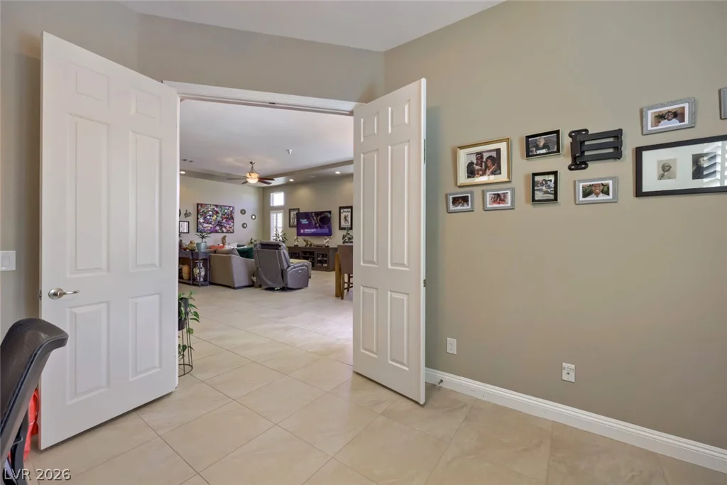 8833 Dramatic Gold, Las Vegas, NV 89178