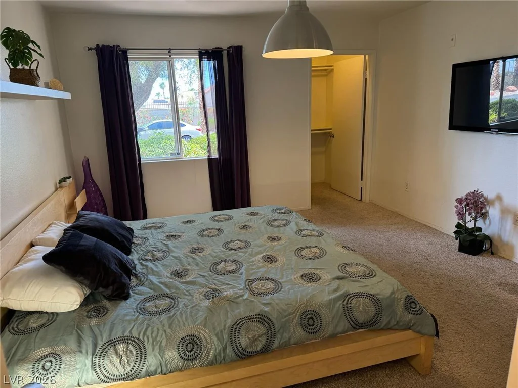 7885 Flamingo, Las Vegas, NV 89147
