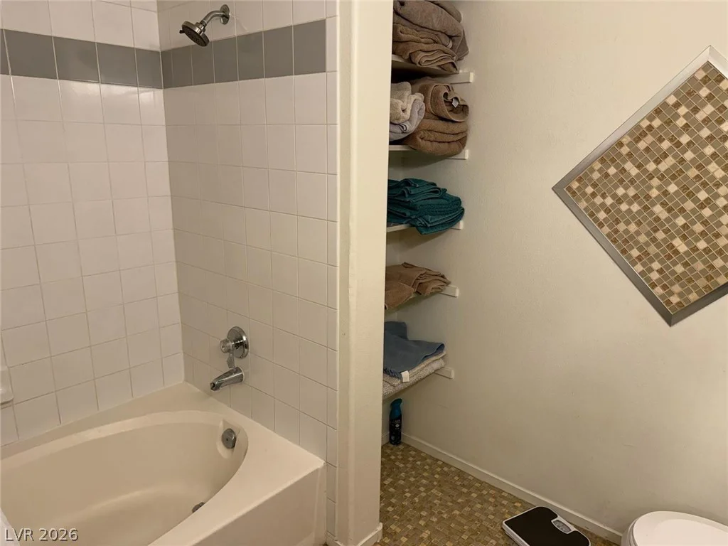 7885 Flamingo, Las Vegas, NV 89147
