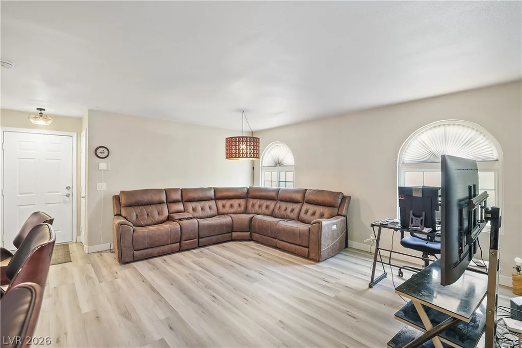 3145 Flamingo, Las Vegas, NV 89121