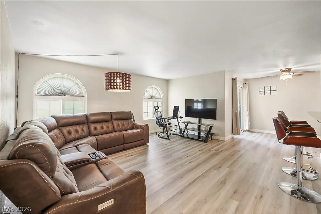 3145 Flamingo, Las Vegas, NV 89121