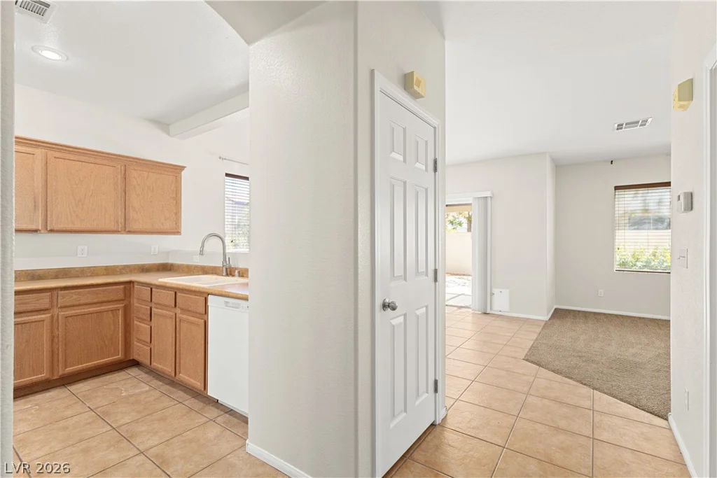 10428 Anacostia, Las Vegas, NV 89183