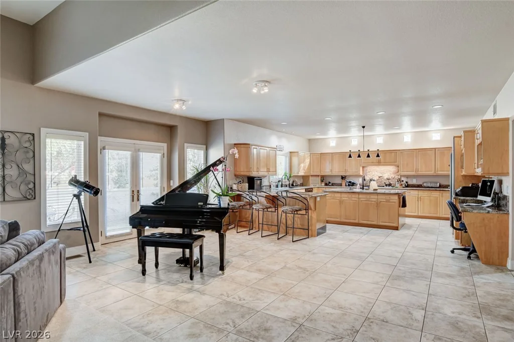 2136 Lookout Point, Las Vegas, NV 89117