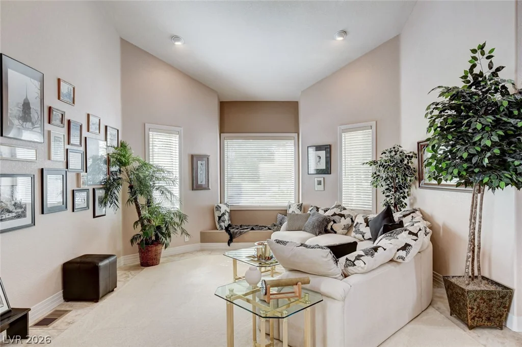 2136 Lookout Point, Las Vegas, NV 89117