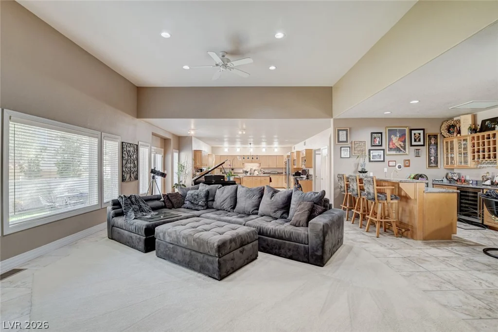 2136 Lookout Point, Las Vegas, NV 89117