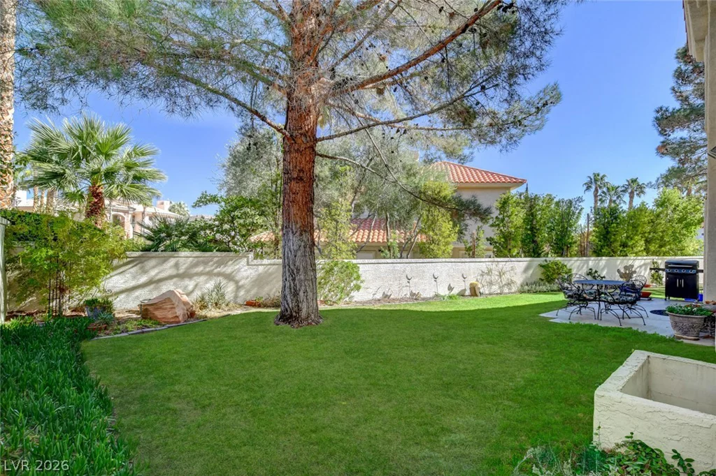 2136 Lookout Point, Las Vegas, NV 89117