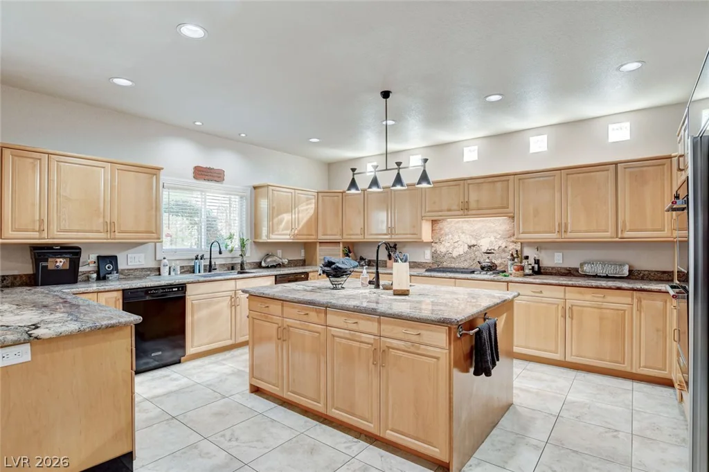 2136 Lookout Point, Las Vegas, NV 89117