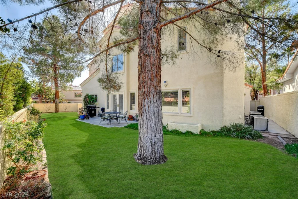 2136 Lookout Point, Las Vegas, NV 89117