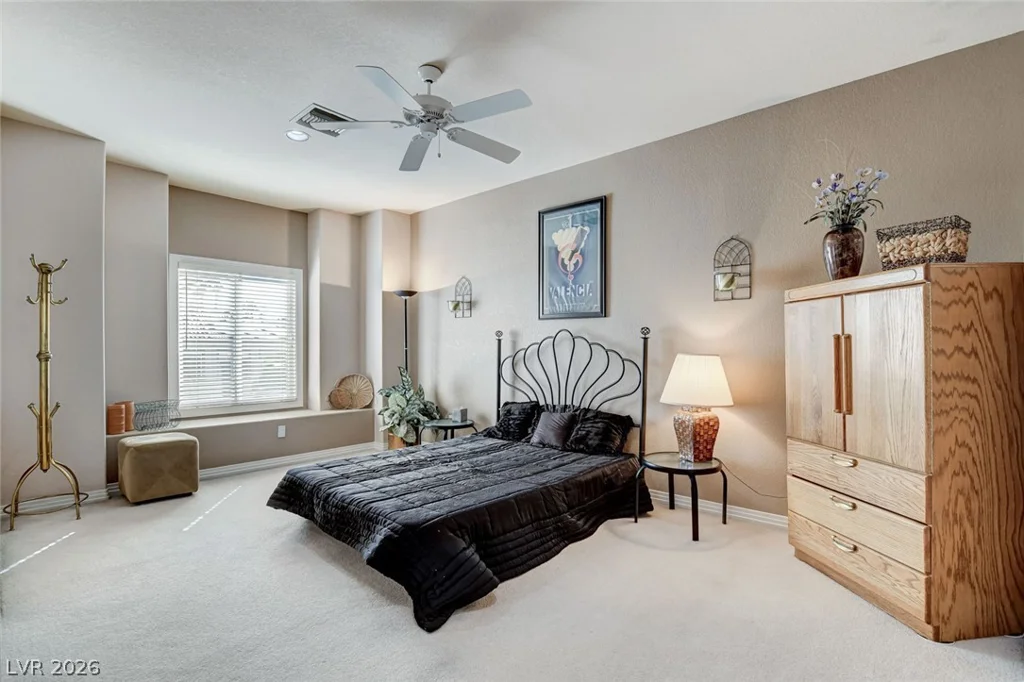 2136 Lookout Point, Las Vegas, NV 89117