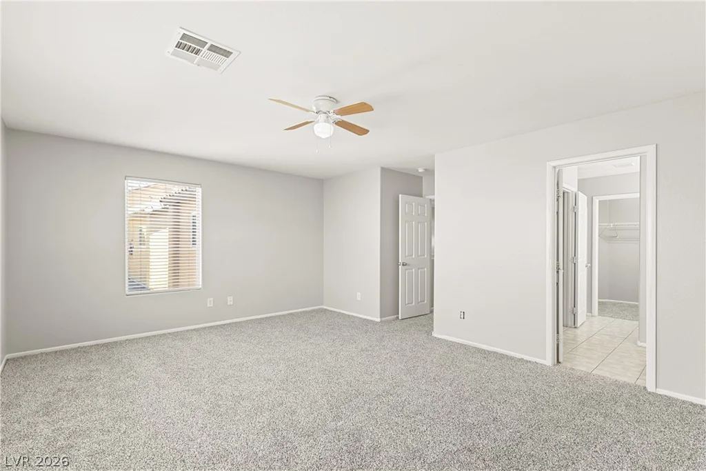 82 Wood Cliff, Las Vegas, NV 89183