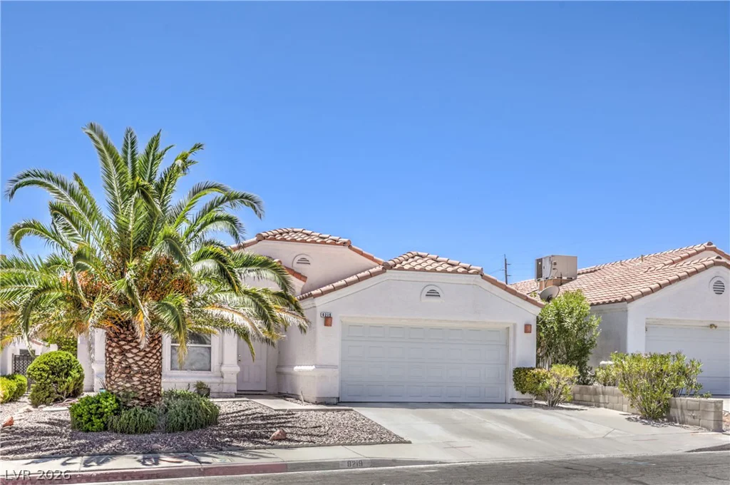8219 Mt Brodie, Las Vegas, NV 89145