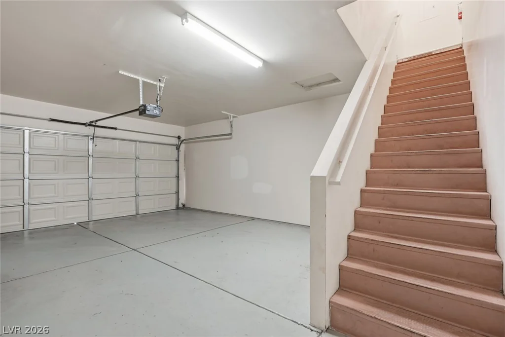 5250 Rainbow, Las Vegas, NV 89118