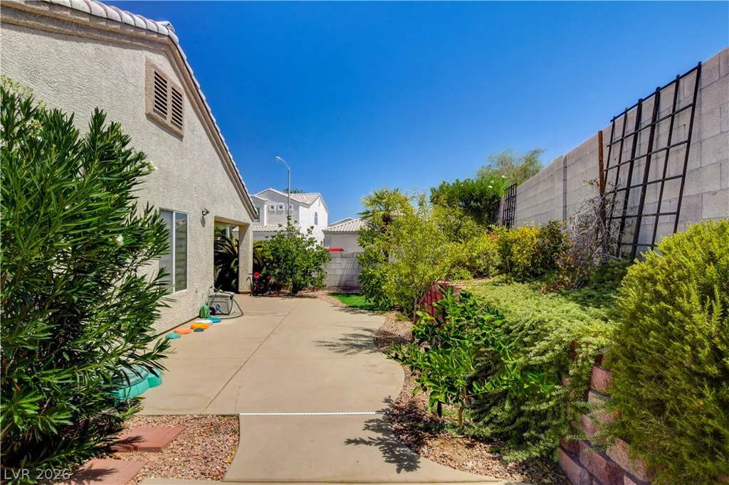 299 Deerleap, Henderson, NV 89052