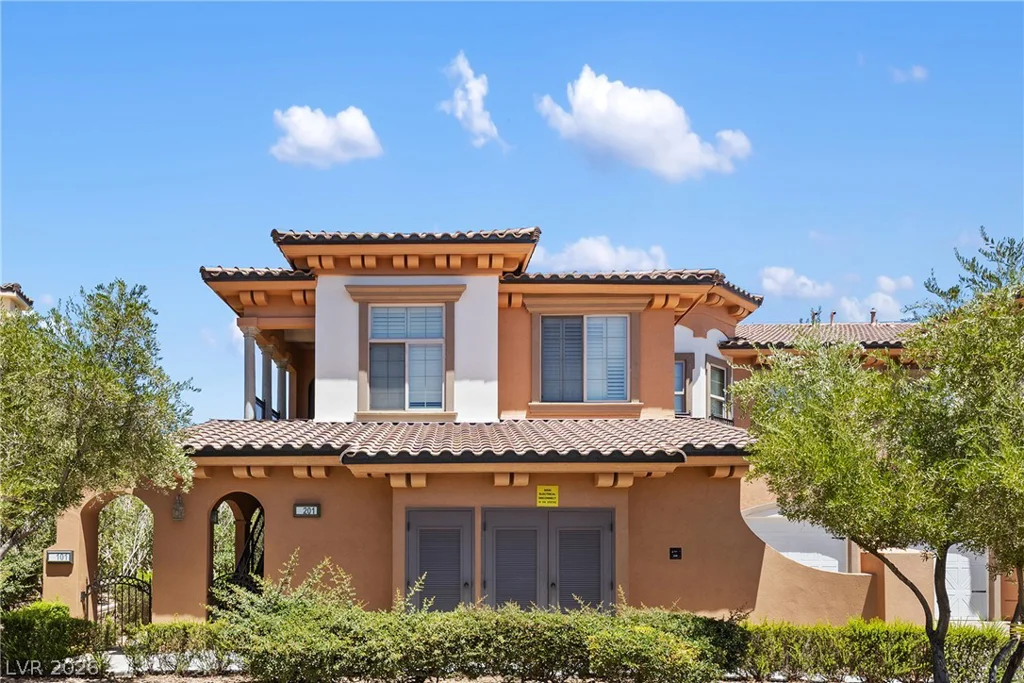 16 Via Visione, Henderson, NV 89011