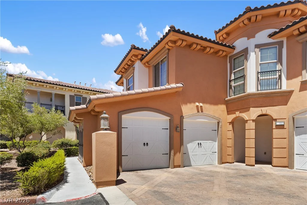 16 Via Visione, Henderson, NV 89011