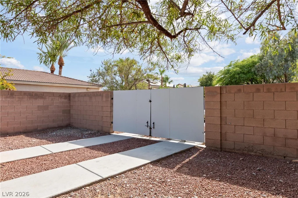 7030 Longley, Las Vegas, NV 89131