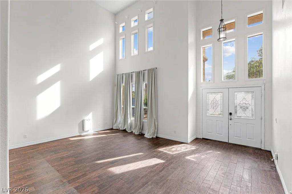 7030 Longley, Las Vegas, NV 89131