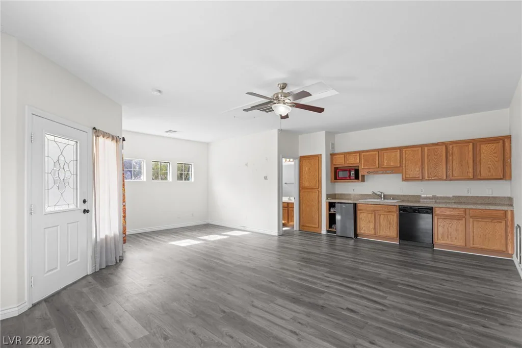 7030 Longley, Las Vegas, NV 89131