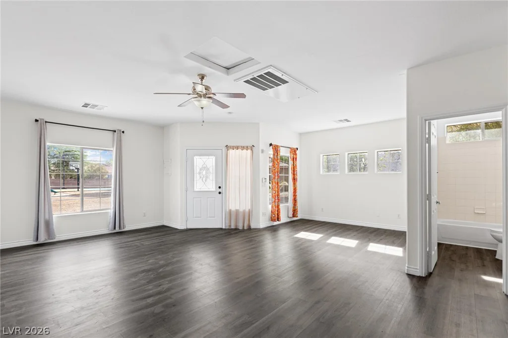 7030 Longley, Las Vegas, NV 89131