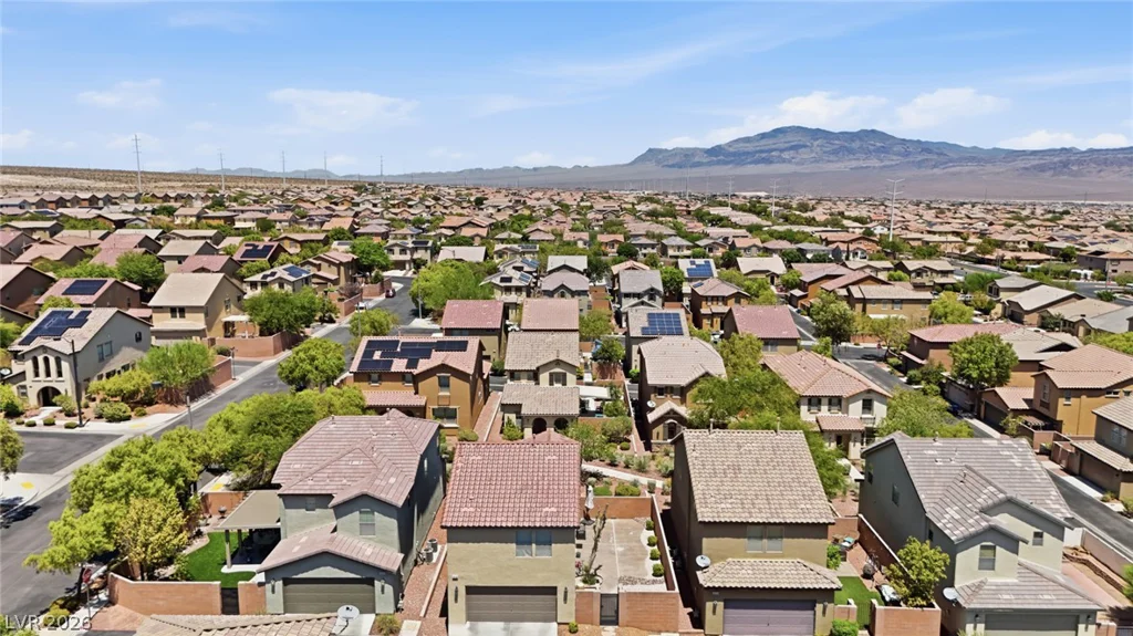 10718 Myrtle Grove, Las Vegas, NV 89166