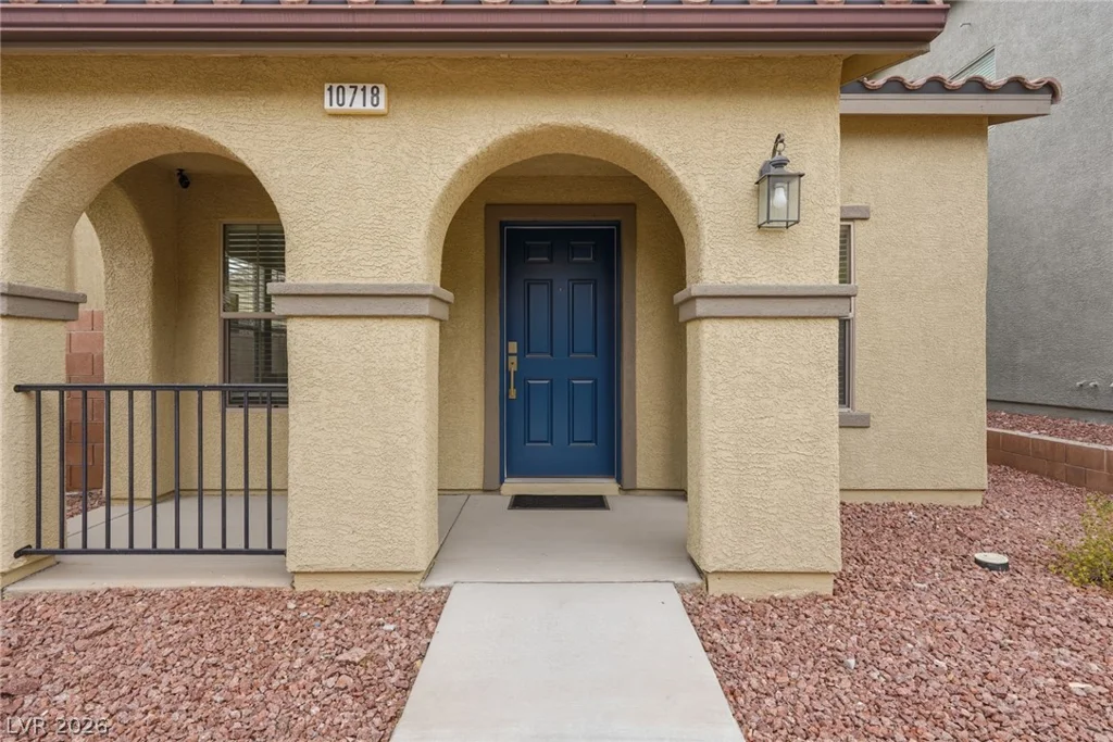 10718 Myrtle Grove, Las Vegas, NV 89166