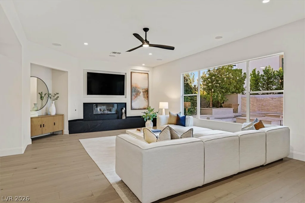 3844 Glasgow Green, Las Vegas, NV 89141