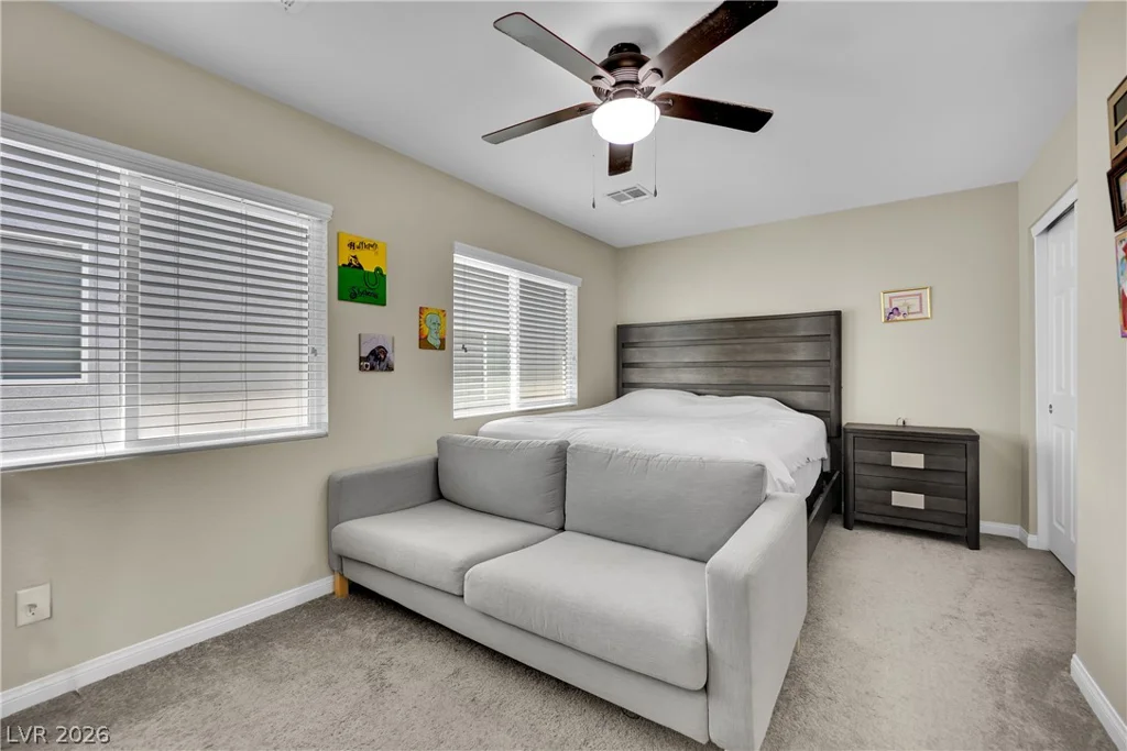 6464 Pear Valley, Las Vegas, NV 89118