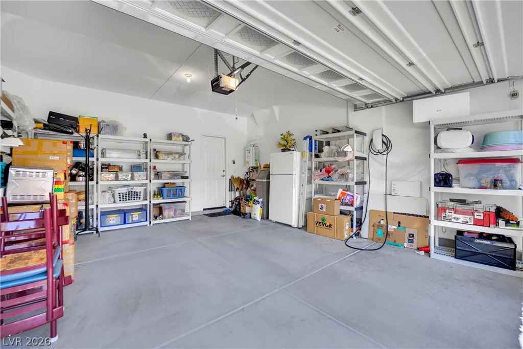 6464 Pear Valley, Las Vegas, NV 89118