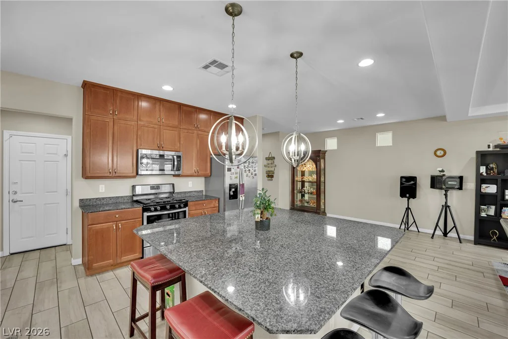 6464 Pear Valley, Las Vegas, NV 89118