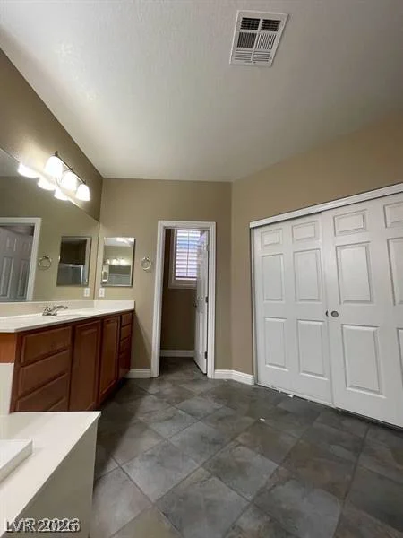 9622 Staff, Las Vegas, NV 89178